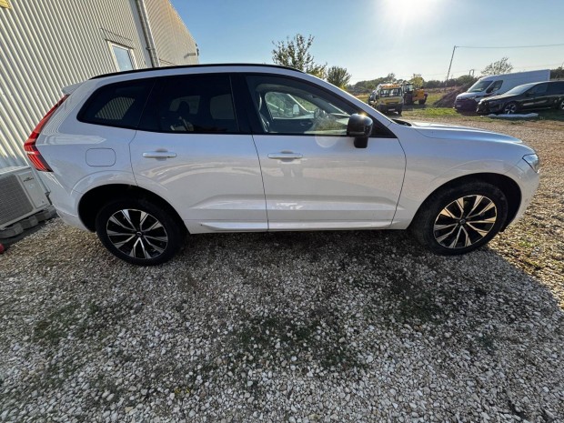 Volvo XC60 2.0 [B4] Mhev Plus Dark Geartronic